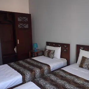 Hotel Aquamarina, Santa María